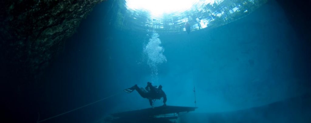 image0scuba-diving-blue-grotto